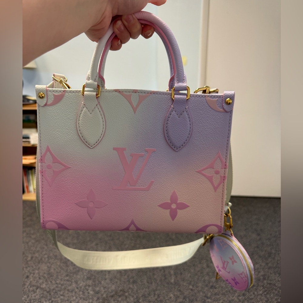 Sunrise pastel on the go PM with strap and pochette plus box/dustbag
